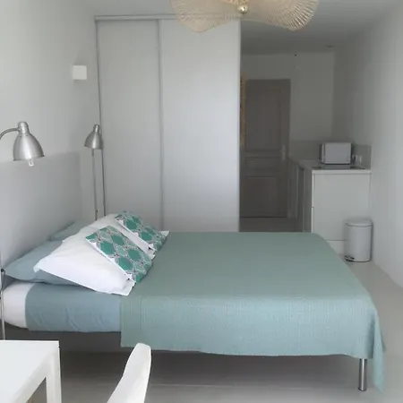 Mael Apartment *
